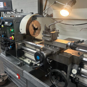 COLCHESTER TRIUMPH VS2500 GAP BED LATHE - Image 8